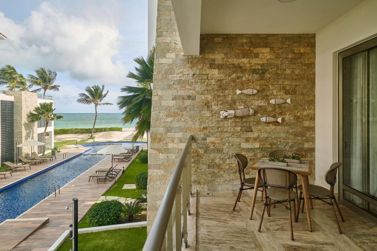 Costa Atlantica Punta Cana - Beach Vacation Condos Eksteriør bilde